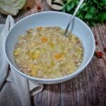 zuppa veloce di farro e cicerchie