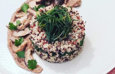 quinoa con crema shiitake e aglio nero